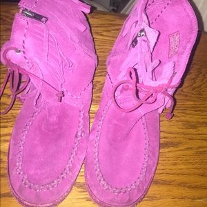 Girls size 3 Ugg fringe booties